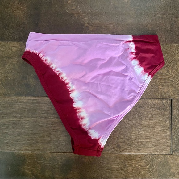 L Space Frenchie Tie-Dye Bikini Bottom - Picture 4 of 7